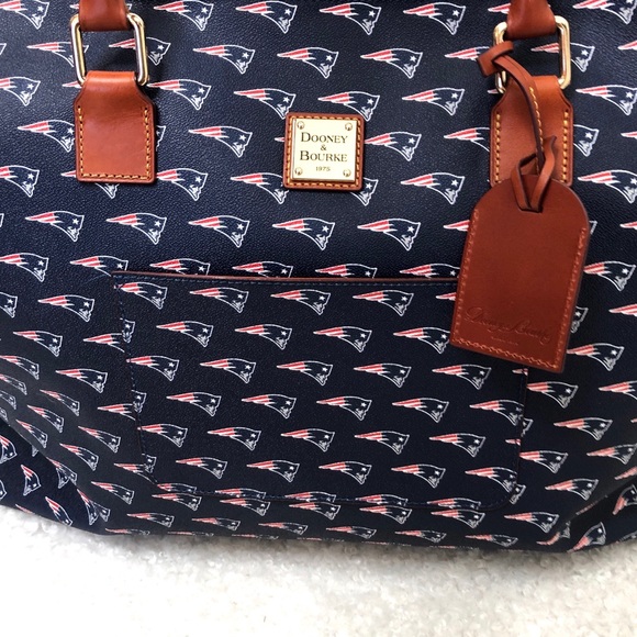 Dooney & Bourke NFL Patriots Logo Medium Duffel - Picture 4 of 8